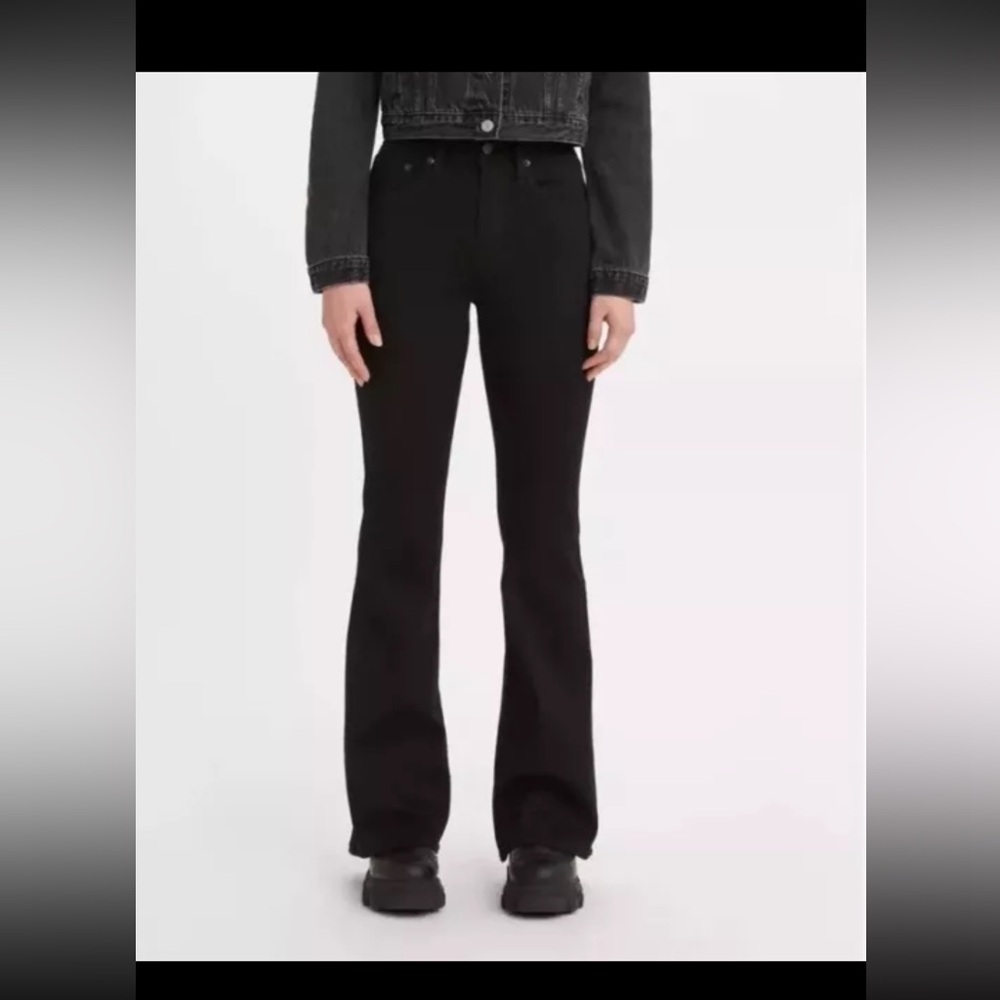Levi's Women's 726 High-Rise Flare Jeans Soft Black Size 18 Medium (W34/L32)